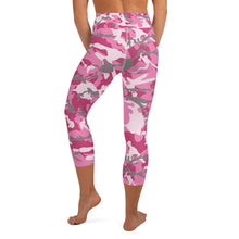 Load image into Gallery viewer, Pink Camouflage Yoga Capri Leggings