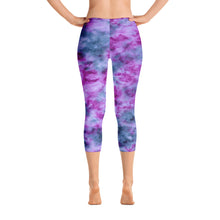 Load image into Gallery viewer, Indigo &amp; Orchid Tie Dye Capri Leggings
