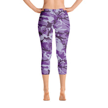 Load image into Gallery viewer, Purple Camouflage Capri Leggings