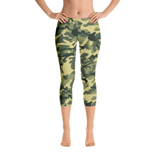 Load image into Gallery viewer, Green Camouflage Capri Leggings