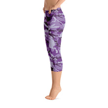 Load image into Gallery viewer, Purple Camouflage Capri Leggings