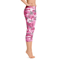 Load image into Gallery viewer, Pink Camouflage Capri Leggings