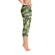 Load image into Gallery viewer, Green Camouflage Capri Leggings
