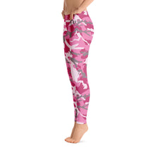 Load image into Gallery viewer, Pink Camouflage Leggings