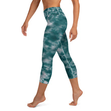 Load image into Gallery viewer, Deep Ocean Tie Dye Yoga Capri Leggings