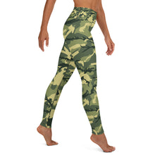 Load image into Gallery viewer, Green Camouflage Yoga Leggings